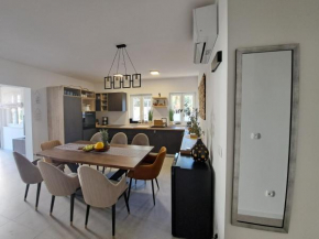NEW Luxury apartment 4* in Sutivan - Island Brač